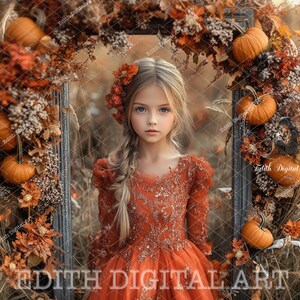 Könnte beinhalten: Ein junges Mädchen in einem langen, orangefarbenen Kleid mit Blumenmuster steht vor einem rustikalen Holzrahmen, der mit Herbstlaub und Kürbissen geschmückt ist. Der Rahmen ist mit getrockneten Blättern, Blumen und Kürbissen verziert und schafft eine festliche Herbstszene.