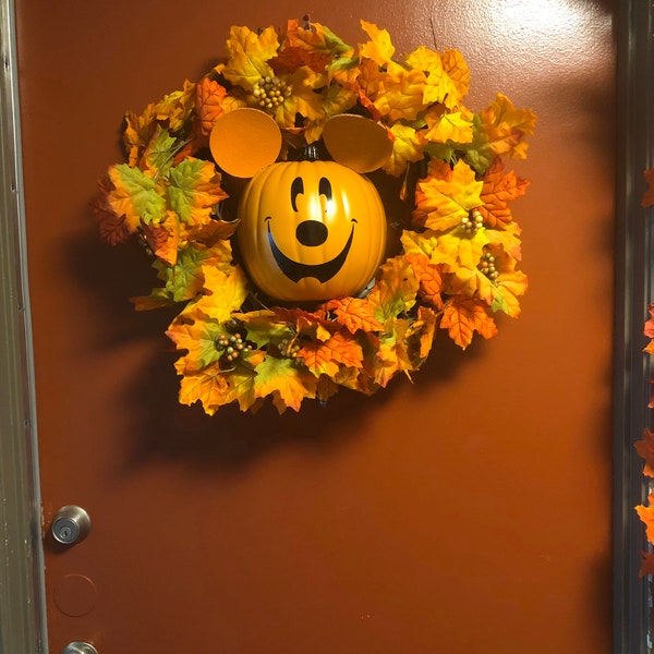 Mickey Mouse MAin Street Wreath