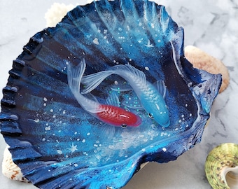 Blue Koi Fish Resin Painting – Starry Night Seashell Art