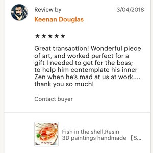 Puede incluir: Rese&ntilde;a de cliente del 4 de marzo de 2018 de Keenan Douglas, que eval&uacute;a una obra de arte. La rese&ntilde;a incluye cinco estrellas y un texto elogioso. La imagen tambi&eacute;n muestra una peque&ntilde;a pintura de un pez en una concha.