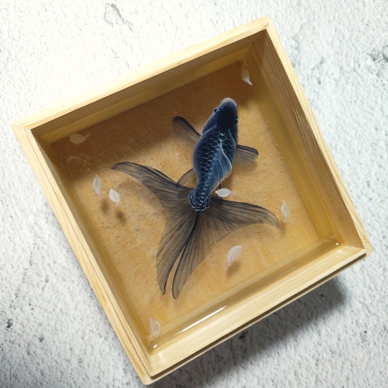 3d goldfish painting on resin layers 3d goldfish painting on resin layers