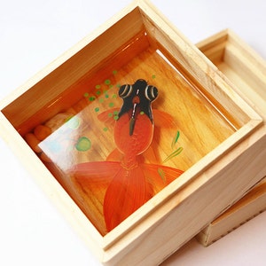 Black and Orange Goldfish Resin Art, 3D goldfish paintings, hand painting creative gift, art decoration by acrylic paints and epoxy resin