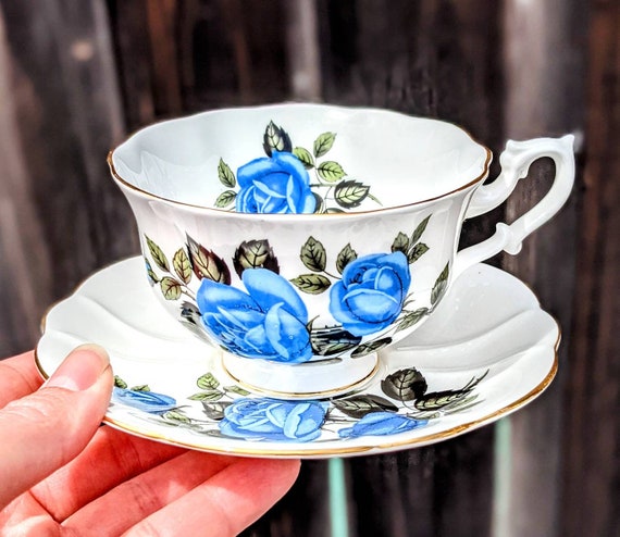 Stunning Vintage Bone China Royal Albert Avon Shape Teacup And Saucer Sets With Large Blue Roses And Gold Details Made In England,1960-70s