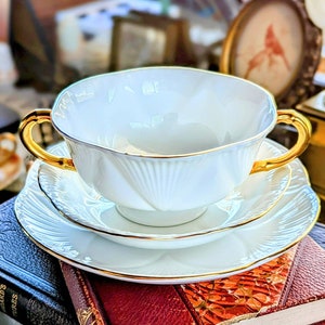 Vintage Shelley Bone China Cream Soup Bowl Set: Gold Regency England