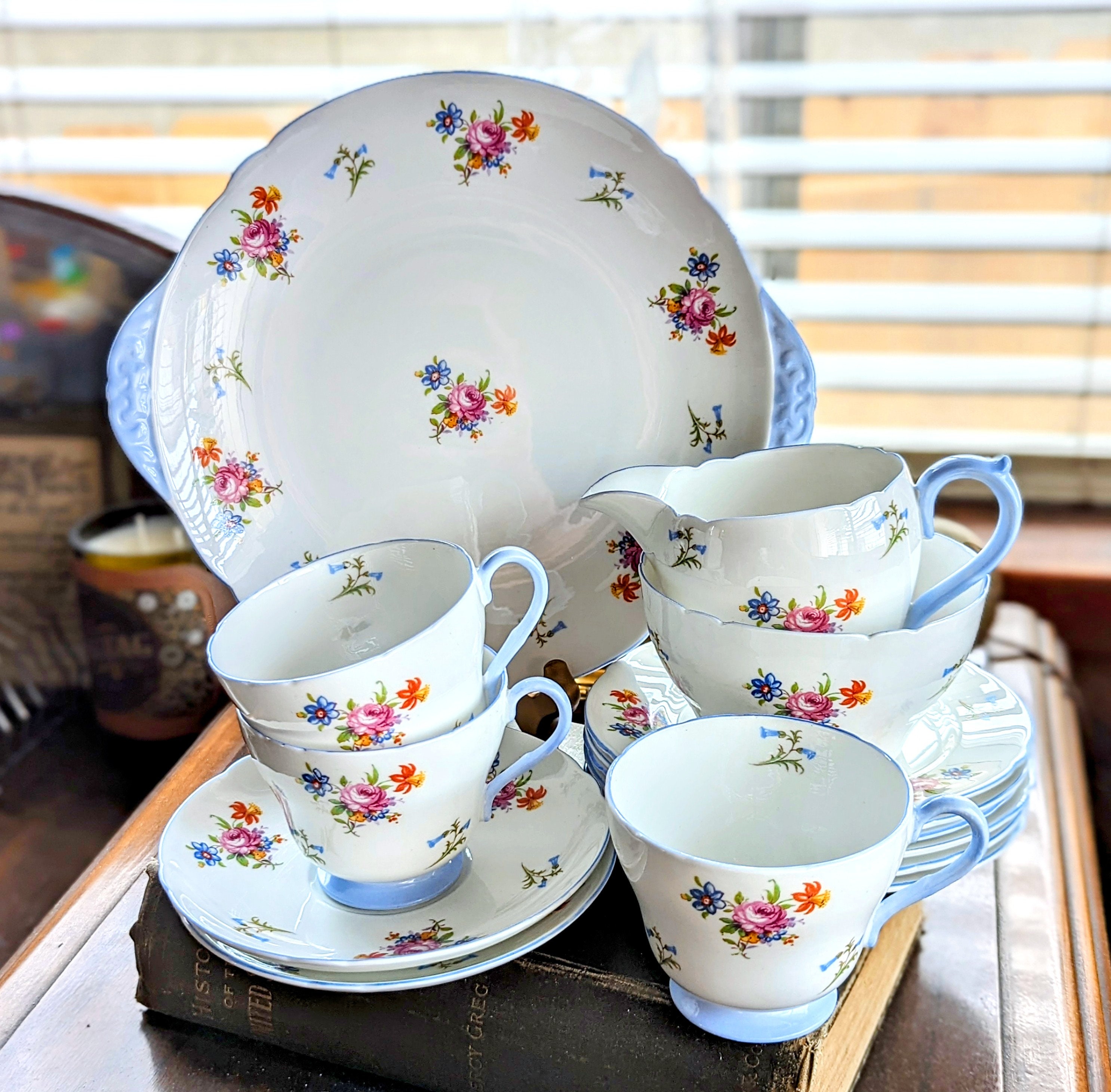洋書 SHELLEY TEA WARE PATERNS Shelley™ Tea Ware Patterns – Schifferbooks