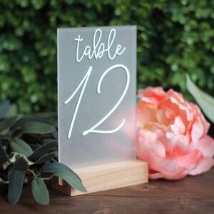 Aangepaste acryl tafelnummers / mat / handgeschreven / bruiloft / evenement