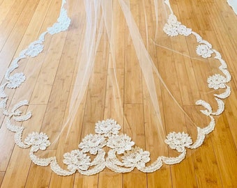 Bridal Veil Lace Trim, Wedding Veil Ivory, Boho Bridal Veil, Wedding Veil, Wedding Veil Lace, Bridal Veil with Pearls- DESERT ROSE VEIL