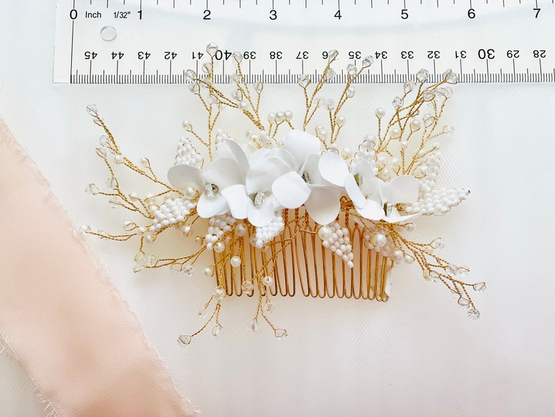 Bridal Hair Comb, Floral Bridal Comb,Pearl Bridal Comb, Bridal Comb Pearl, Bridal Comb with Flowers imagem 8