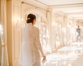 Short Lace Veil, French Chantilly Lace Wedding Veil, Scalloped Edge Trim, Gathered On Comb Veil