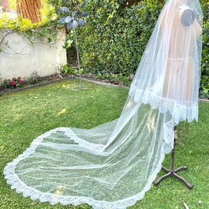 Drop Veil, Lace Veil, Mantilla Veil, Chantilly Lace Veil, Classic Veil, Blusher Veil-SUMMER BREEZE VEIL