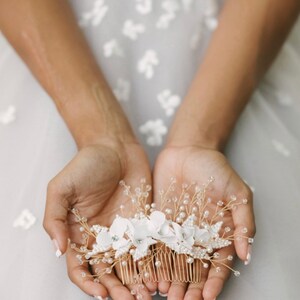 Bridal Hair Comb, Floral Bridal Comb,Pearl Bridal Comb, Bridal Comb Pearl, Bridal Comb with Flowers imagem 1