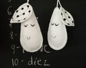 Felt drop, felt pear, wall hanging, nursery decor, nordic baby bedding, kids room decor, baby mobile, hanging mobile, Christmas gift, gift