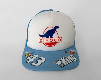 The King Snapback Trucker Cap Retro 43 Hat Castle Clothing Cartoon Retro Movie Film Costume Cap Mens Womens Mouse Ears On The Road Car Blue