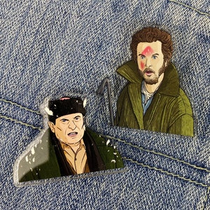 Harry and Marv Acrylic Pin Badge Lapel Pin Badge Brooch 90’s movie film Colourful Plastic Drawing Why The Hell Are you Dress Like A Chicken