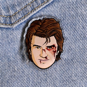 Steve beaten Acrylic Pin Badge Hawkins Lapel Pin Character Face Badge Brooch TV Show Colourful Plastic Drawing