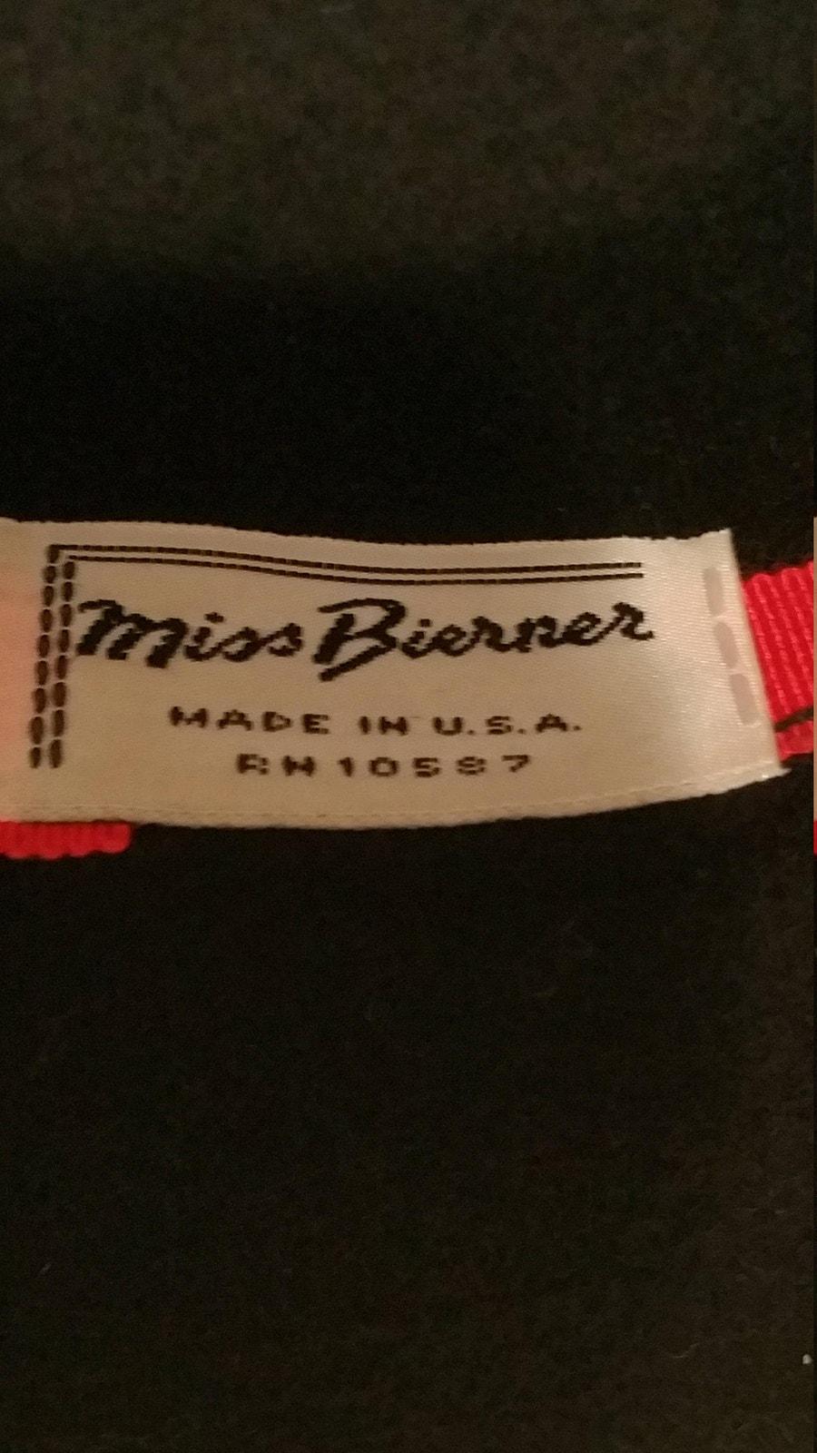 Classy, Vintage Miss Bierner Hat Faux Snake Skin Made in USA  display picture 1