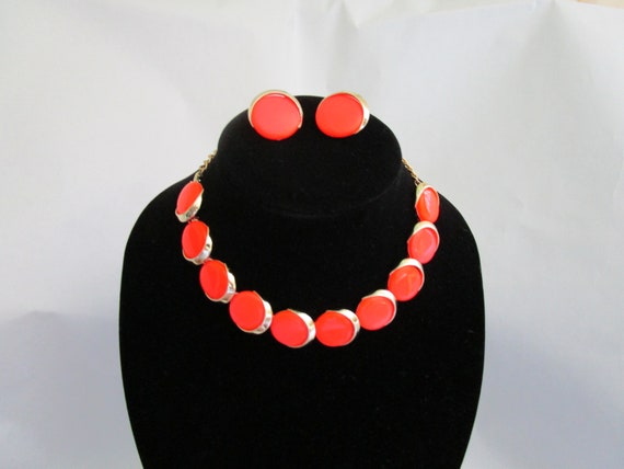 Necklace Set Coral Color Goldtone Round Flat Red … - image 1