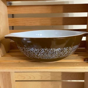 Pyrex Woodlands Cinderella Schale, #444 , 4 Quart Schachtelschale