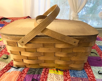 Picnic Basket Vintage