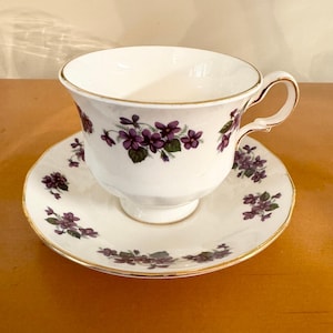 Queen Anne Lilacs Vintage Bone China Tea Cup & Saucer, Ridgeway Potteries