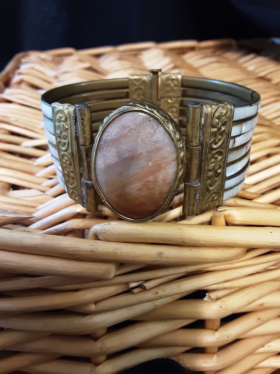 Mother of Pearl and Carnelian Stone, Vintage Cuff… - image 7