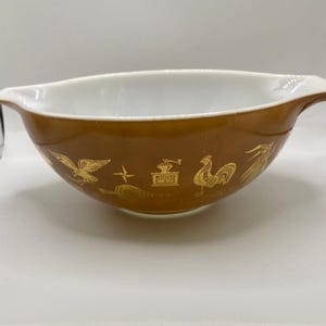 Ciotola per mescolare ad incastro Pyrex Cinderella Bowl americana antica, oro 22K, A