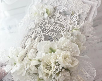 Carte de voeux de mariage 3D avec fleurs et jeunes mariés / Carte de dentelle pour mariage, fiançailles / Carte de mariage floral 3D dans une boîte / Enveloppe de mariage