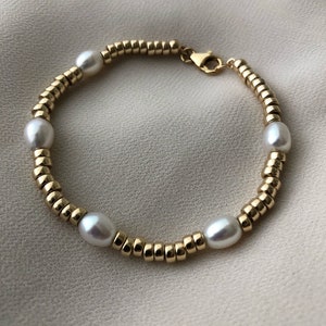 SABINE Pearl Gold Bracelet Gold Bead Bracelet Thick Demi Fine Bracelet 14kt Gold Filled Jewelry Modern Pearl Jewellery image 6