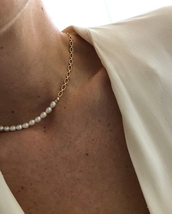 EVA Gold Pearl Chain Necklace Half 