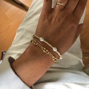 SABINE Pearl Gold Bracelet Gold Bead Bracelet Thick Demi Fine Bracelet 14kt Gold Filled Jewelry Modern Pearl Jewellery image 3