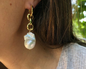 NOTO Pearl Earrings | Baroque Pearl Gold Hoops | Pearl Jewelry | Statement Jewellery | Gifts For Her | Minimalist Jewelry
