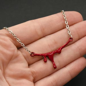 Collier ras de cou goutte de sang, collier ras de cou vampire, collier de sang dégoulinant, collier ras de cou cramoisi, collier morsure de vampire
