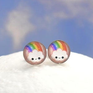 Lindos pendientes de botón con forma de nube de arcoíris, joyas de arcoíris, pendientes de botón del orgullo, pendientes de arcoíris de dibujos animados