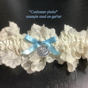 Personalisierter Hochzeitsstrauß-Charm, handgestempelter Blumenstrauß-Charm, etwas blaues Hochzeitsgeschenk, etwas blaues Charm, personalisierter Blumenstrauß-Charm Bild 8