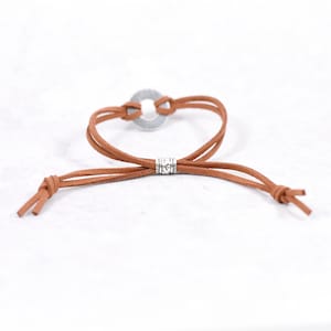 Armband med stämplad bricka, Armband med mitt ord, inspirerande smycken, Nyårspresent, Du är tillräckligt med armband bild 7