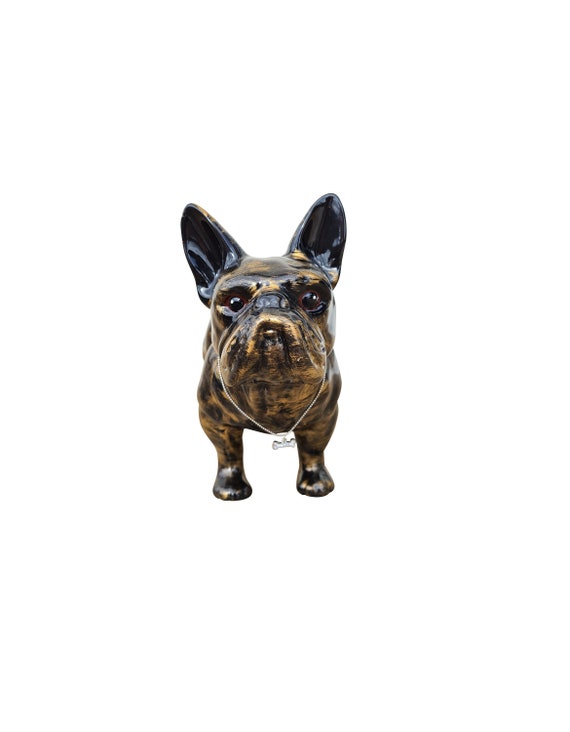 Große französische Bulldoggen-Hundestatue aus Keramik zur Dekoration.  Modell Rika von Laure Terrier. Höhe 30 Zentimeter - .de