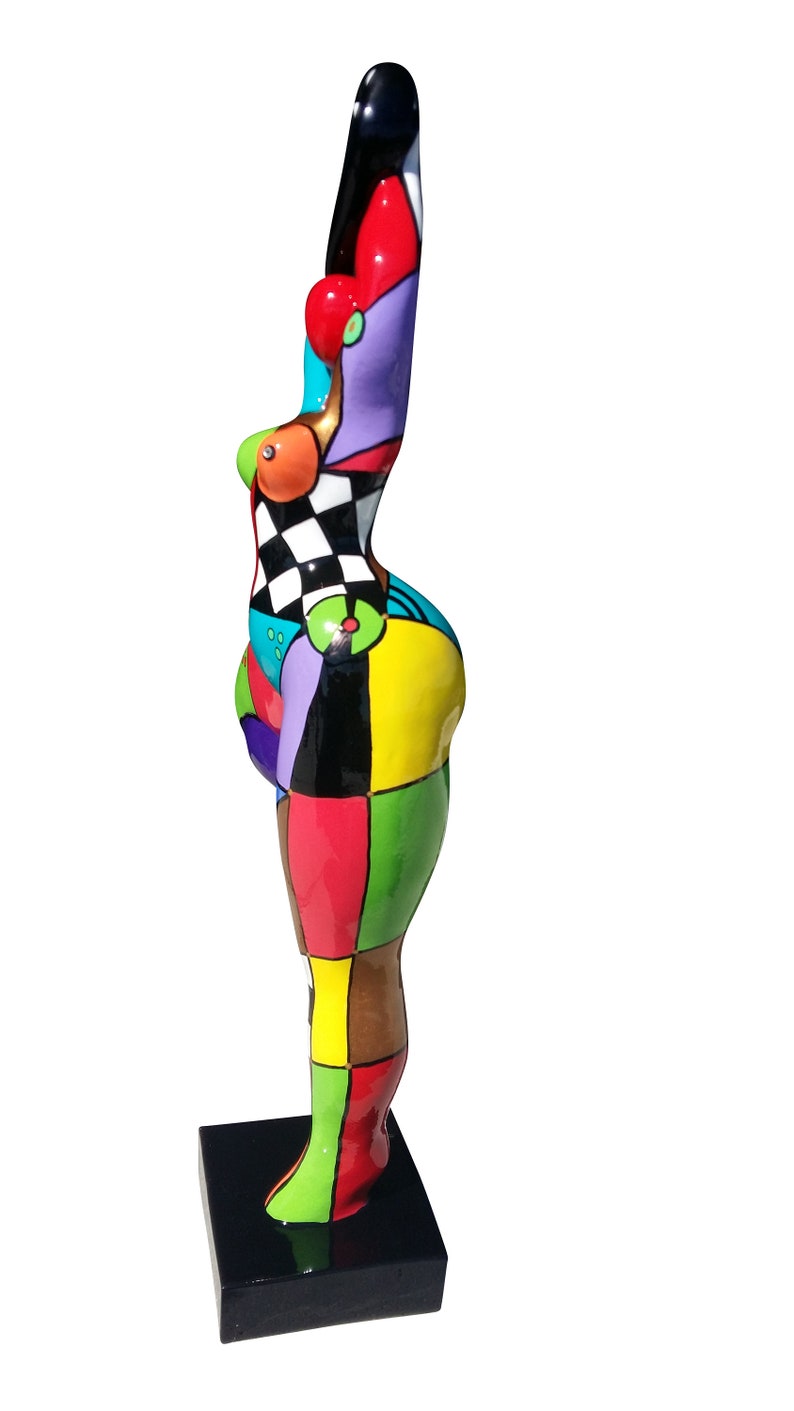 Statue of round woman Nana dancer, multicolored resin. Model Mina by Laure Terrier. Height 20.4 inches with the base image 3
