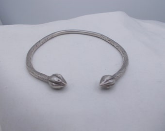 West Indian vintage sterling silver bangle bracelet, smooth pod ends & tribal markings bangle