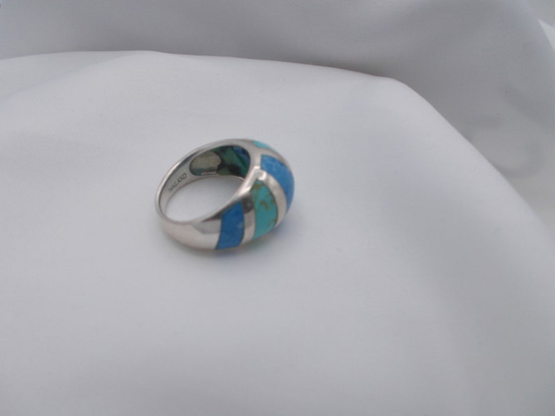 the real stones have been polished Vintage sterling silver /& turquoise stone ring size 7 sterling ring from Thailand