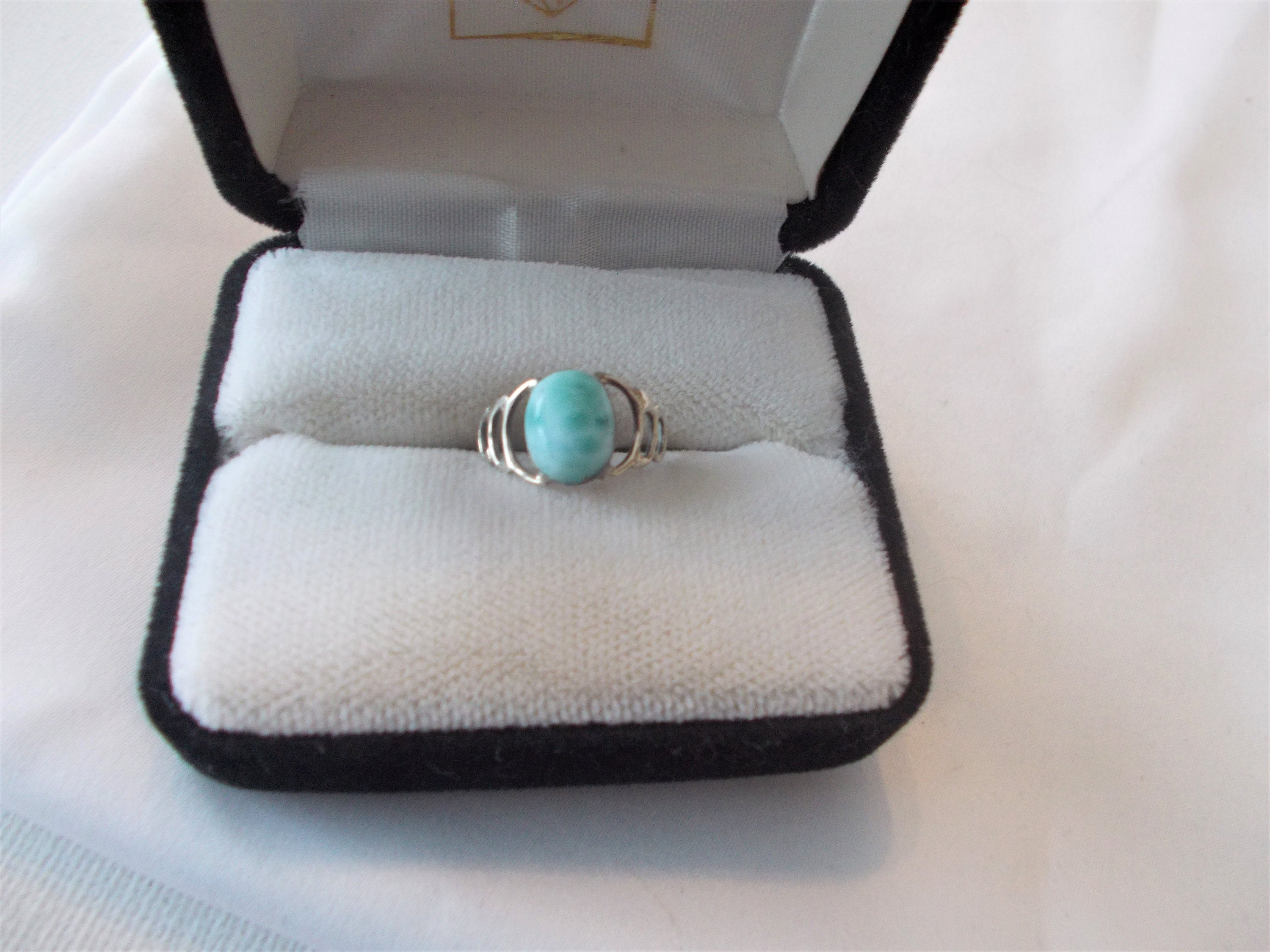 green stone Dainty ring vintage sterling silver size 1