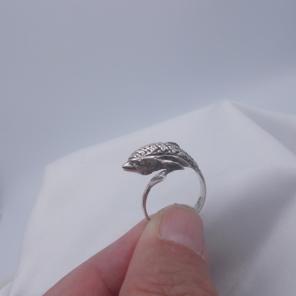 Sterling silver vintage dolphin ring, swimming sterling dolphin ring size 8 & 1/4