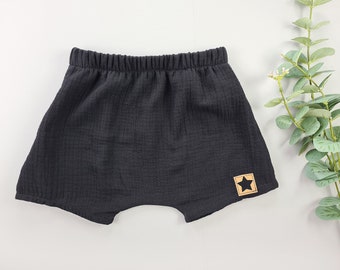 Shorts Musselin, kurze Hose schwarz, Babyshorts, Haremshorts Musselin, Jungenhose