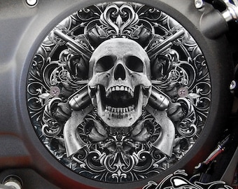Cubierta Derby personalizada de Victory Motorcycles - Calavera en escala de grises