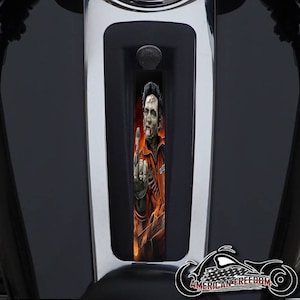 Harley Davidson op maat gemaakt aluminium Ultra Limited dashboard-inzetstuk - middelvinger Zombie Cash