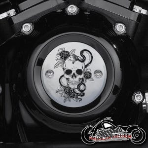 Puede incluir: Un juego de tres tazas de cerámica con un acabado mate moteado. Las tazas son en tonos crema, gris claro y gris oscuro. Cada taza tiene un diseño simple y minimalista, ideal para café o té.