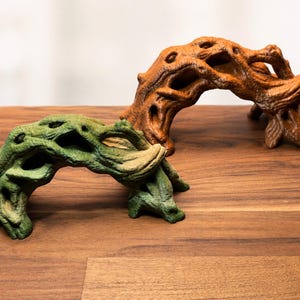 Twisted Driftwood Bridge – 3D Printed PLA Climb Hide Foraging Bridge immagine 2