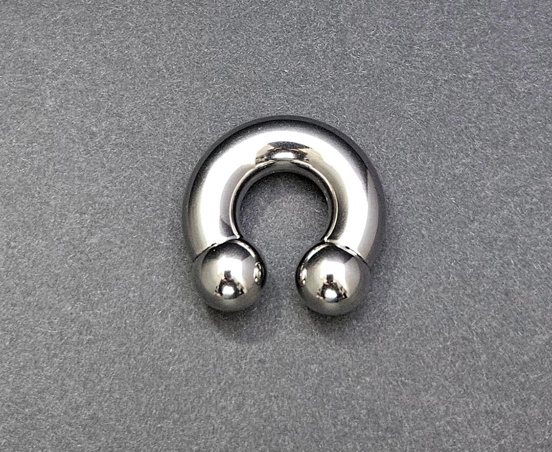 8mm 0g Large Steel Heavy Gauge Internally Threaded Horseshoe Curved