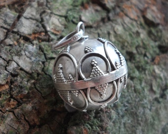 Rajasthani Bell Tribal Pendant – Sterling Silver