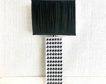 Wonderful 1990s Black & White Houndstooth Porcelain Table Lamp