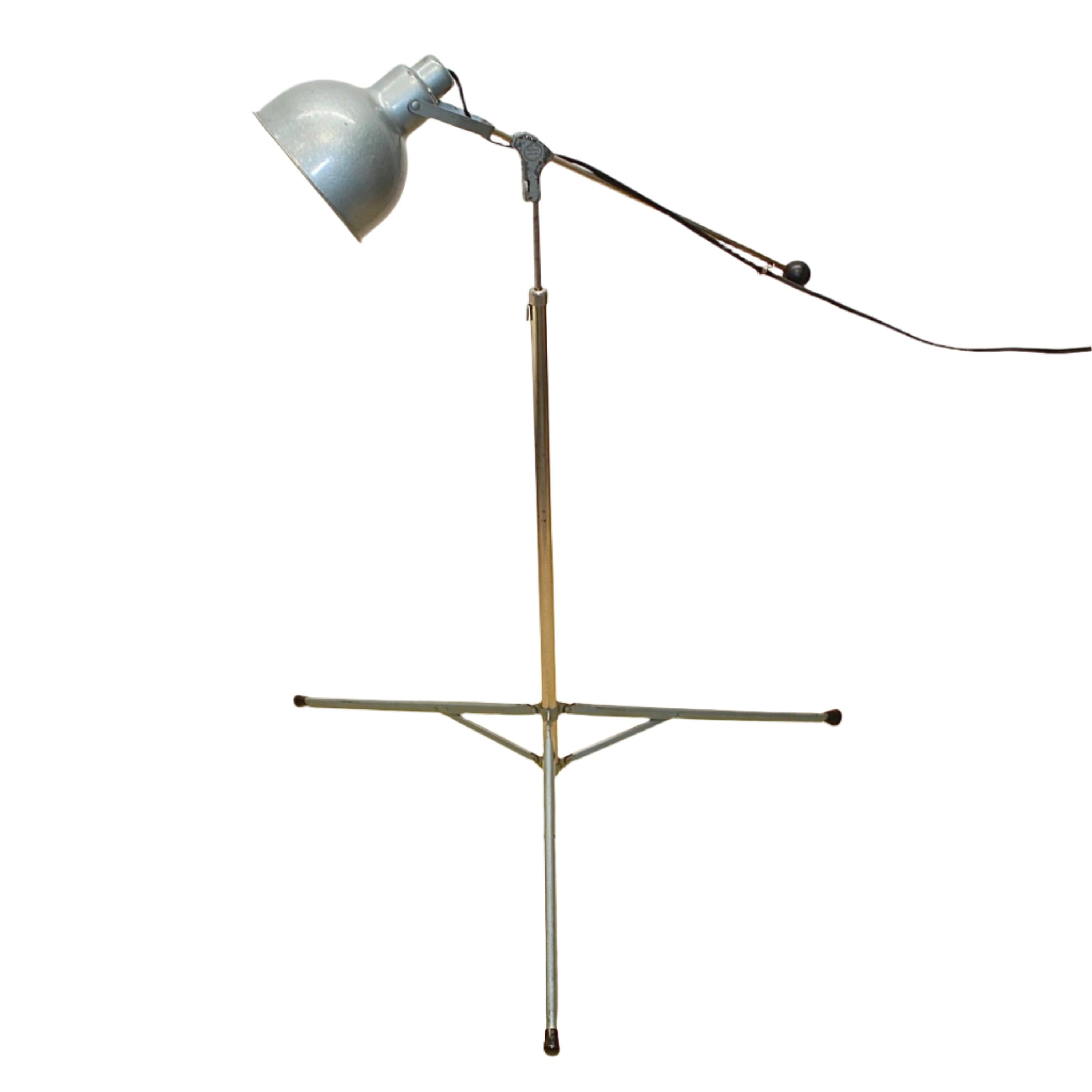 【希少】Bretford ブレトフォード ヴィンテージ インダストリアルライト Bretford lamp - Etsy 日本